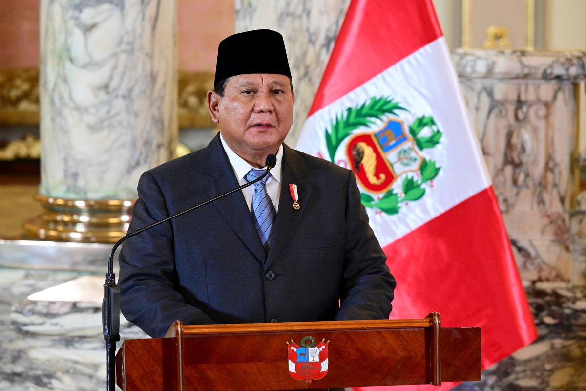 prabowo-subianto-menerima-penghargaan-tertinggi-dari-pemerintah-peru